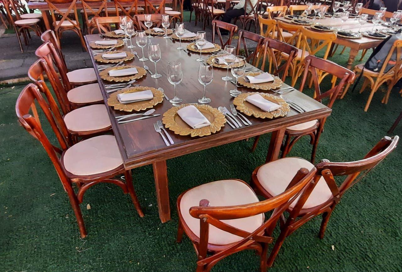 Mesa de banquete de madera para montaje de banquete