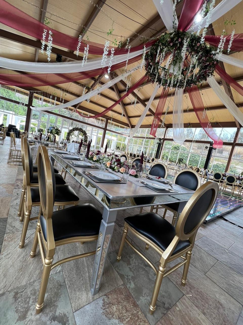 Montaje de banquete elegante